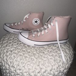 Pink Faux Leather CONVERSE size: Big Girl 4