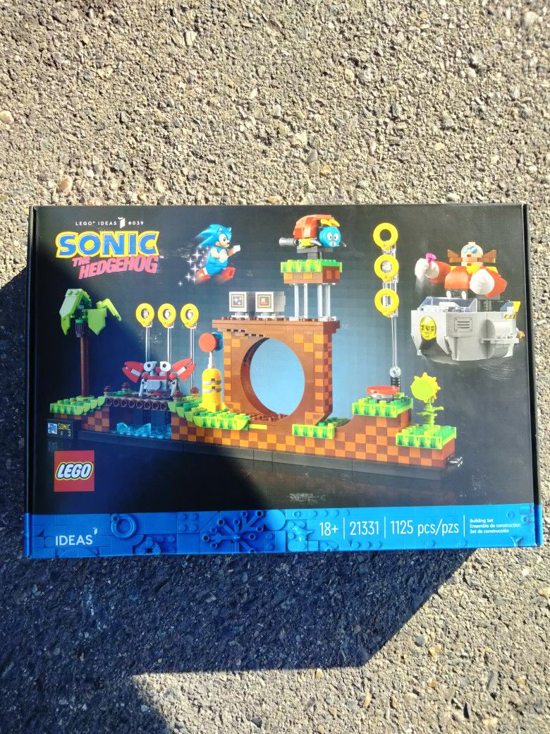 LEGO Ideas Sonic the Hedgehog – Green Hill Zone 21331 Building Kit; Nostalgia Gift for Yourself, Any Millennial Sonic the Hedgehog Fan or Lover of 199