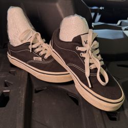 Size 1 Black Vans 
