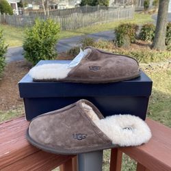 Ugg Slippers Size 10 Women’s 