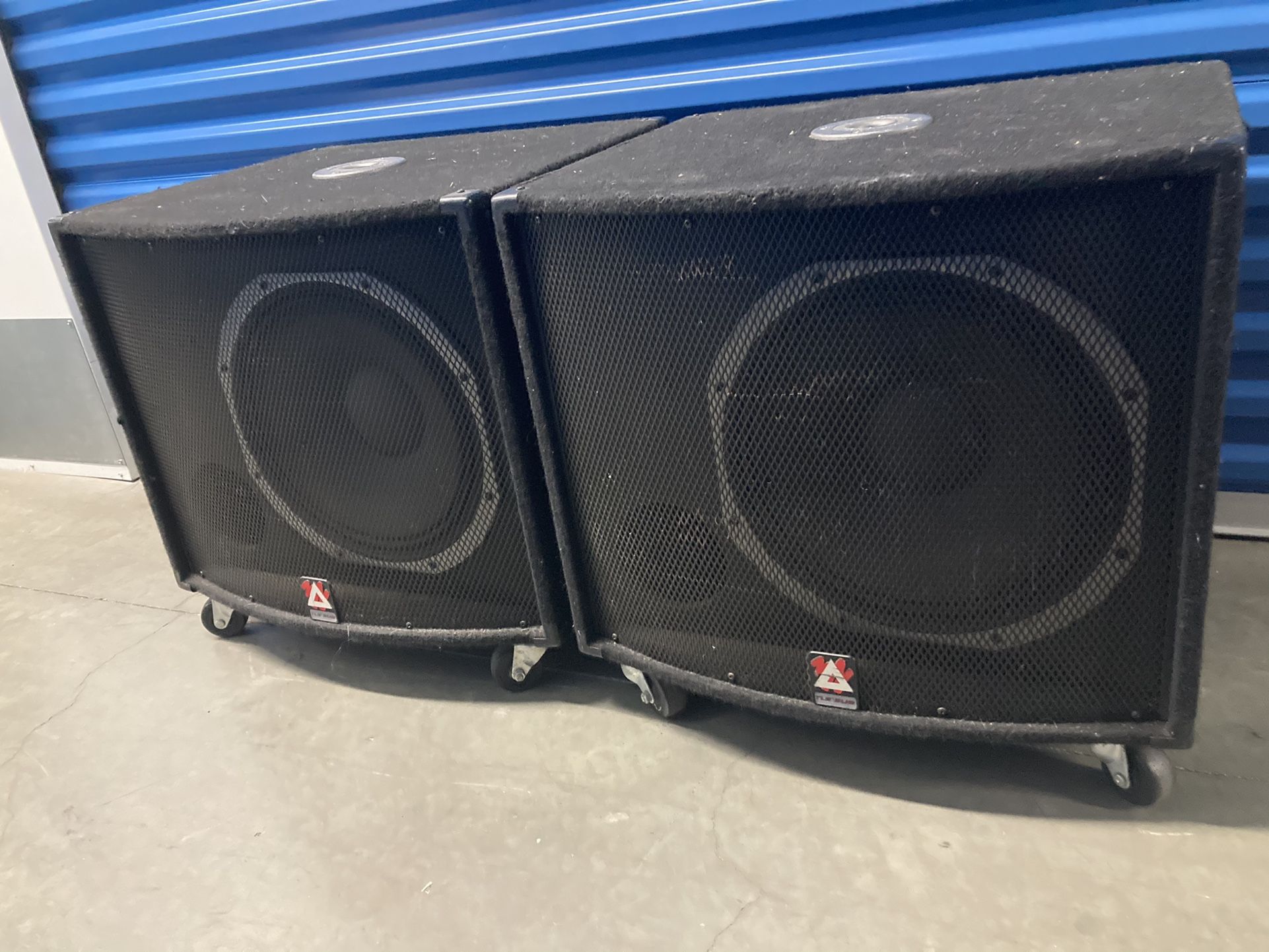 Peavey TLS-15 Subwoofer Passive PA speakers-1200 Watts!