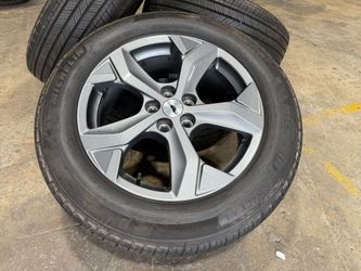 18” 2024 Ford Mustang Mach-e wheels Michelin 225/60/18 99% Tread