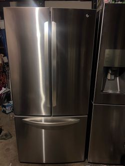 🧊 🍹🍧 30in  SS FRENCH DOOR LIKE NEW RUNS EXCELLENT 🍰🍧🍹