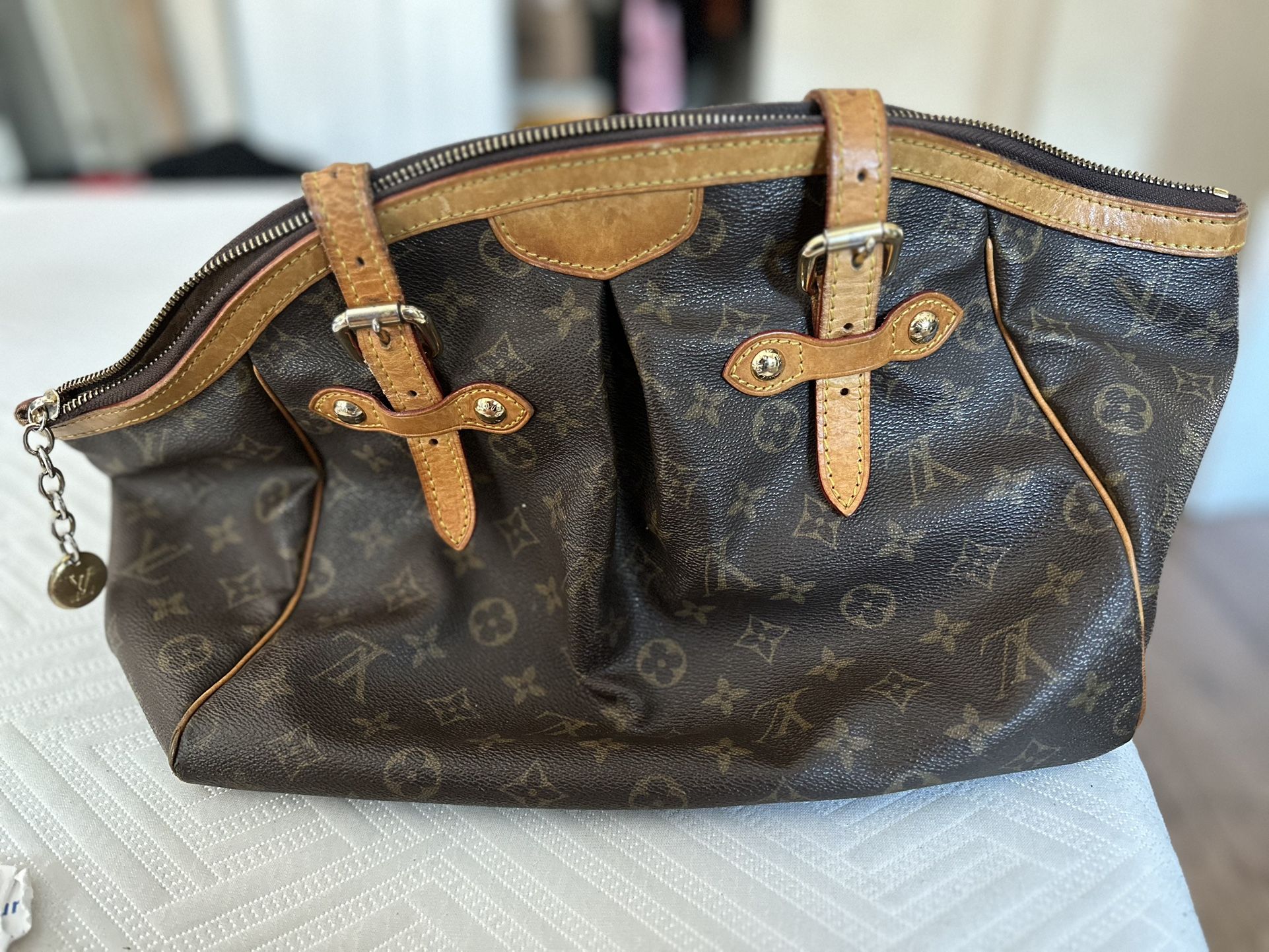 Pre Owned Louis Vuitton