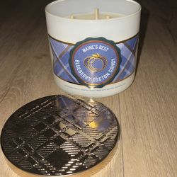 Bath and body Mainer’s best 14.5 oz aromatic candles
