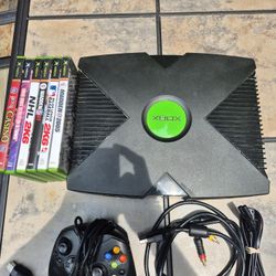 Microsoft Xbox Original Bundle