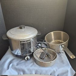 Vintage 1952 Sunbeam Cooker Deep Fryer $30 OBO