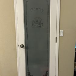 Pantry Door - Frosted 
