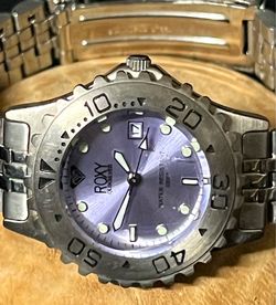 ROXY QUIKSILVER Water Resistant (330 Feet) WATCH… RX 420 Japan Quartz Movt.