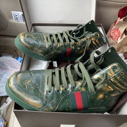 Gucci Size 43 Or 44