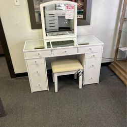 Louisa Vanity $10 Down Payment And Financing Available