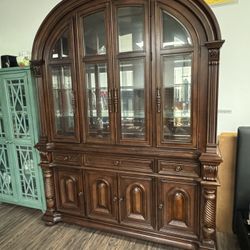 Dining Buffet and hutch, cabinets 92Hx70Wx19D