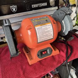 Bench grinder