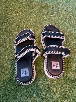 Dolce vita black and white chunky sandels