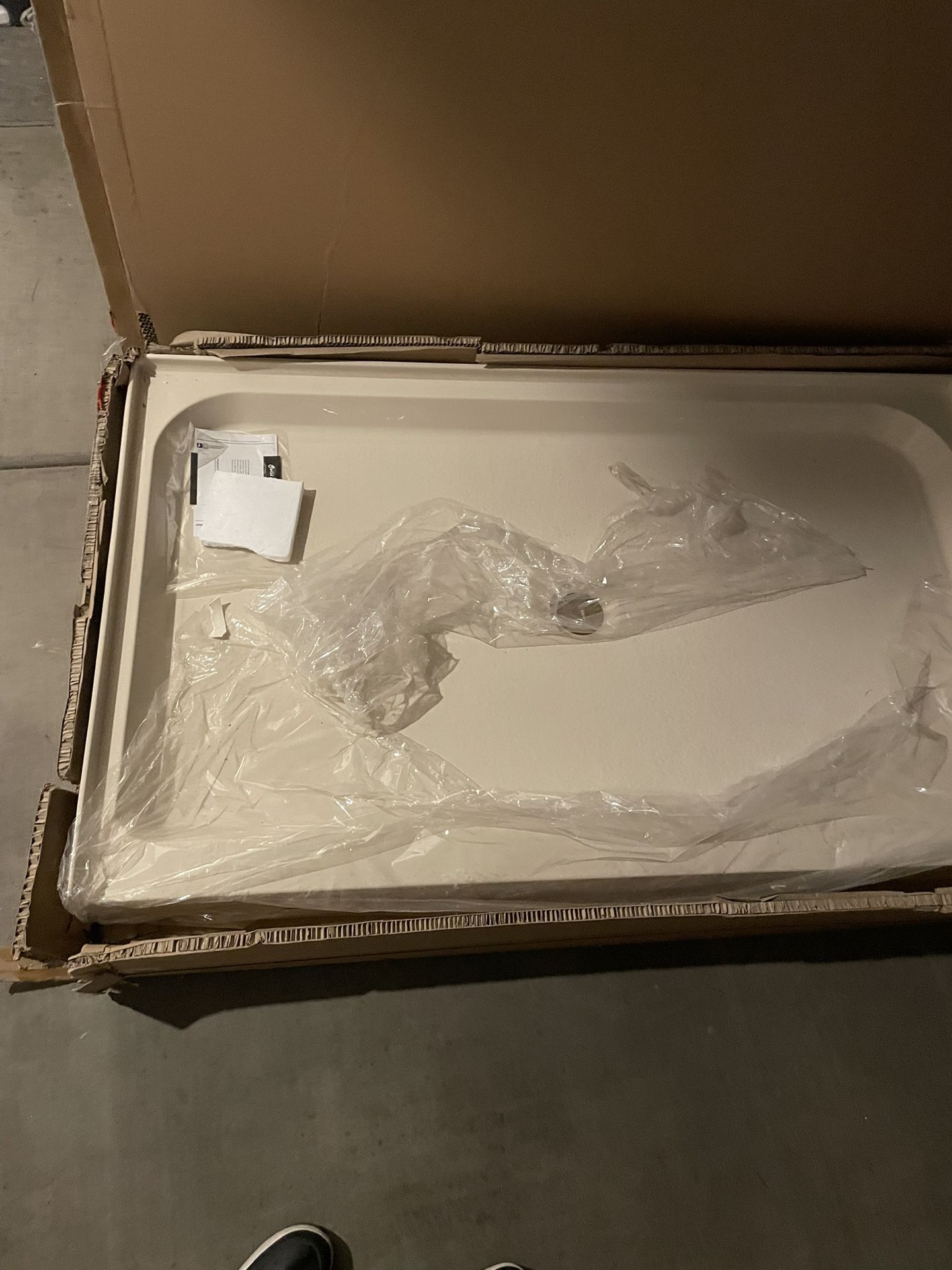 Swiss Madison Voltaire 60 in. L x 36 in. W Alcove Shower Pan Base with Center Drain in Biscuit