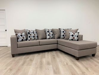 Coffee Sectional includes accent pillows