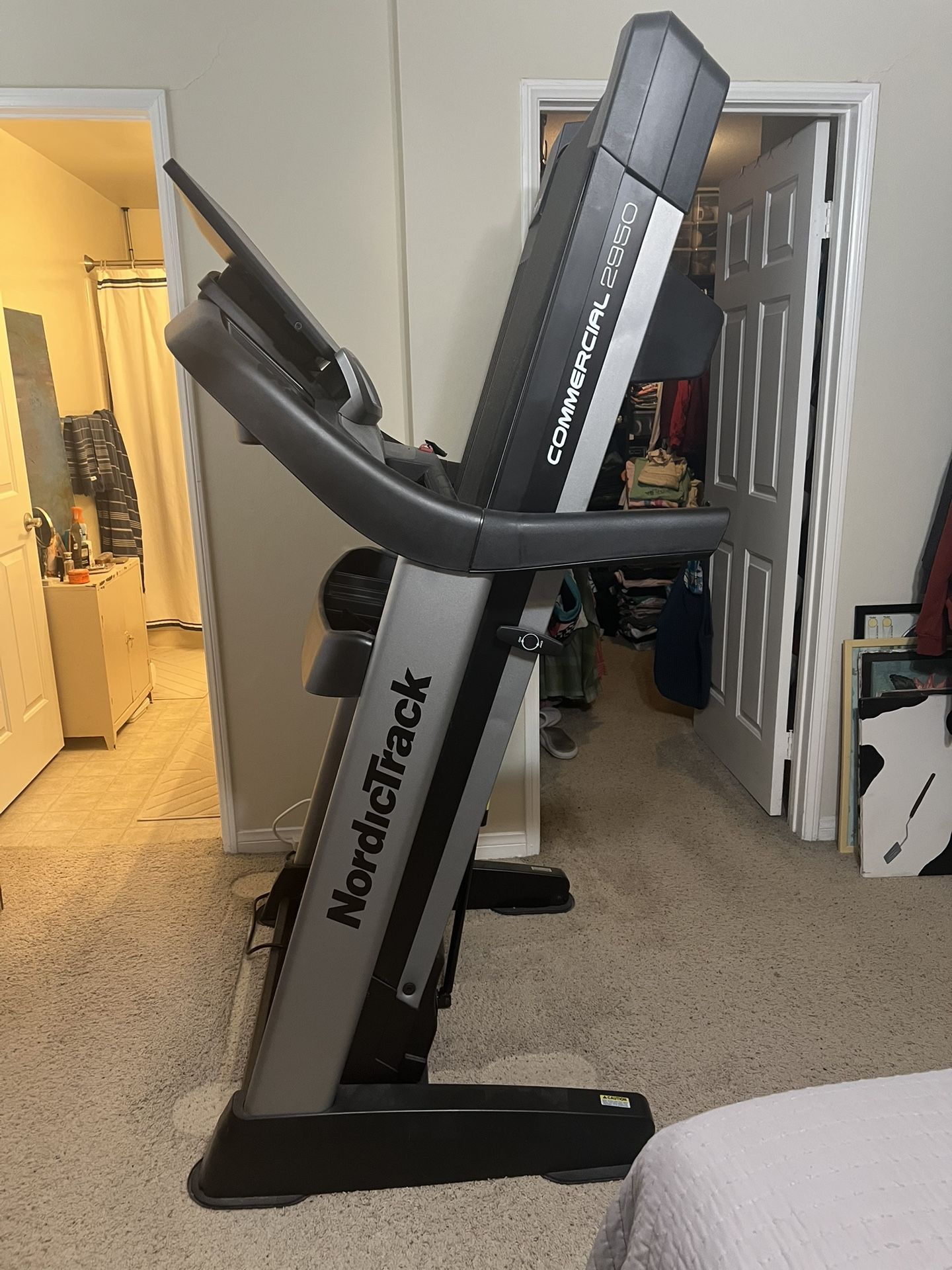 New Year, New YOU! NordicTrack Commercial 2950 Treadmill - Nearly New