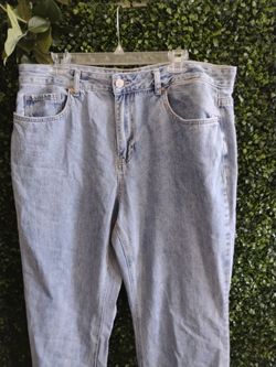 Fashion Nova jeans