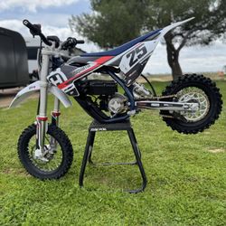 2024 Husqvarna EE5 
