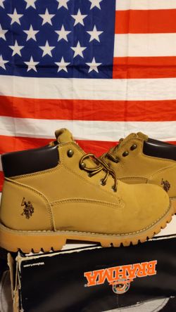Like NEW! Polo Boots Size 11