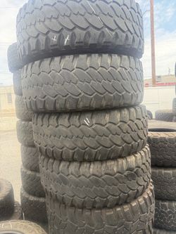 Vendo 315/70/R17 las 4 llanta por $200