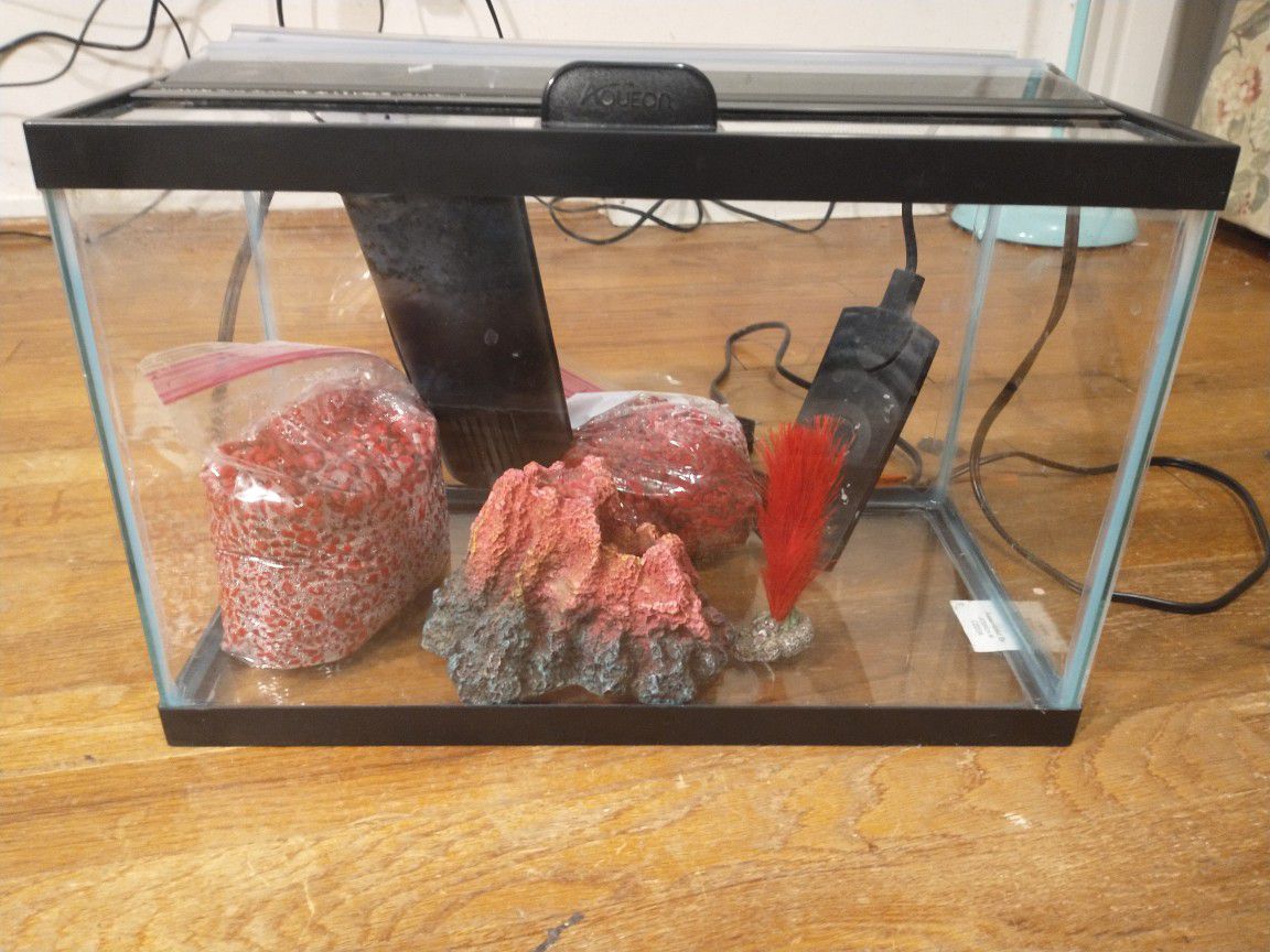 5.5 Gallon Tank Tropical Fish Aquarium Kit