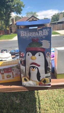 Penguin Cookie Jar