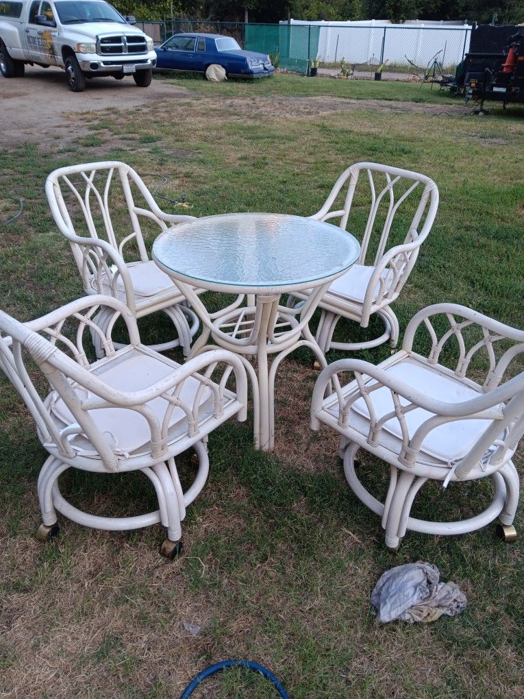 Vintage Whitewashed Bamboo Patio Furniture