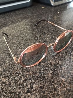 PRIVE REVAUX Rose gold Sunglasses *brandnew