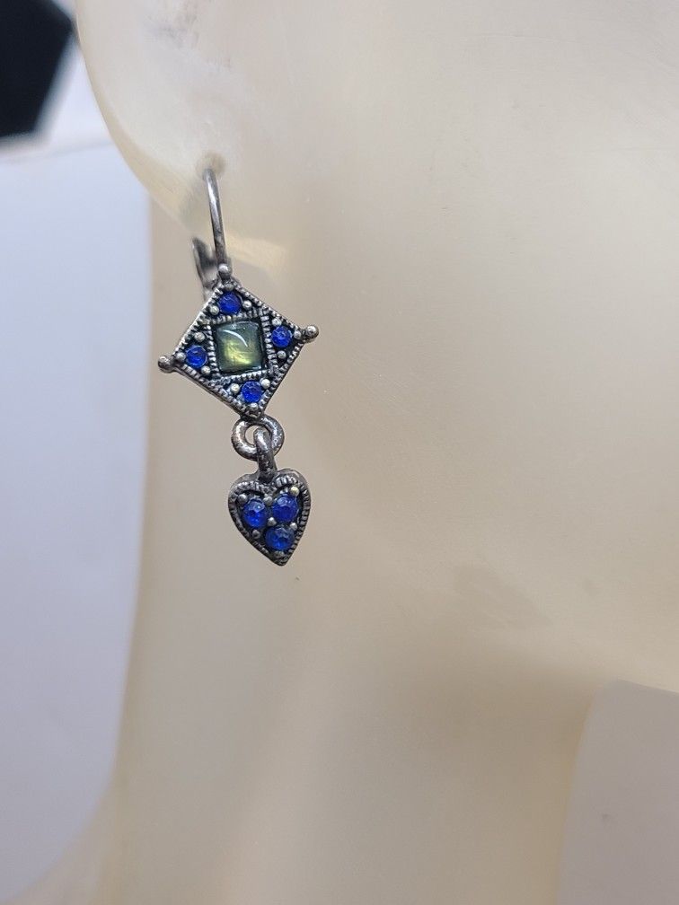 VINTAGE SHADES OF INDIGO BLUE WITH HEART