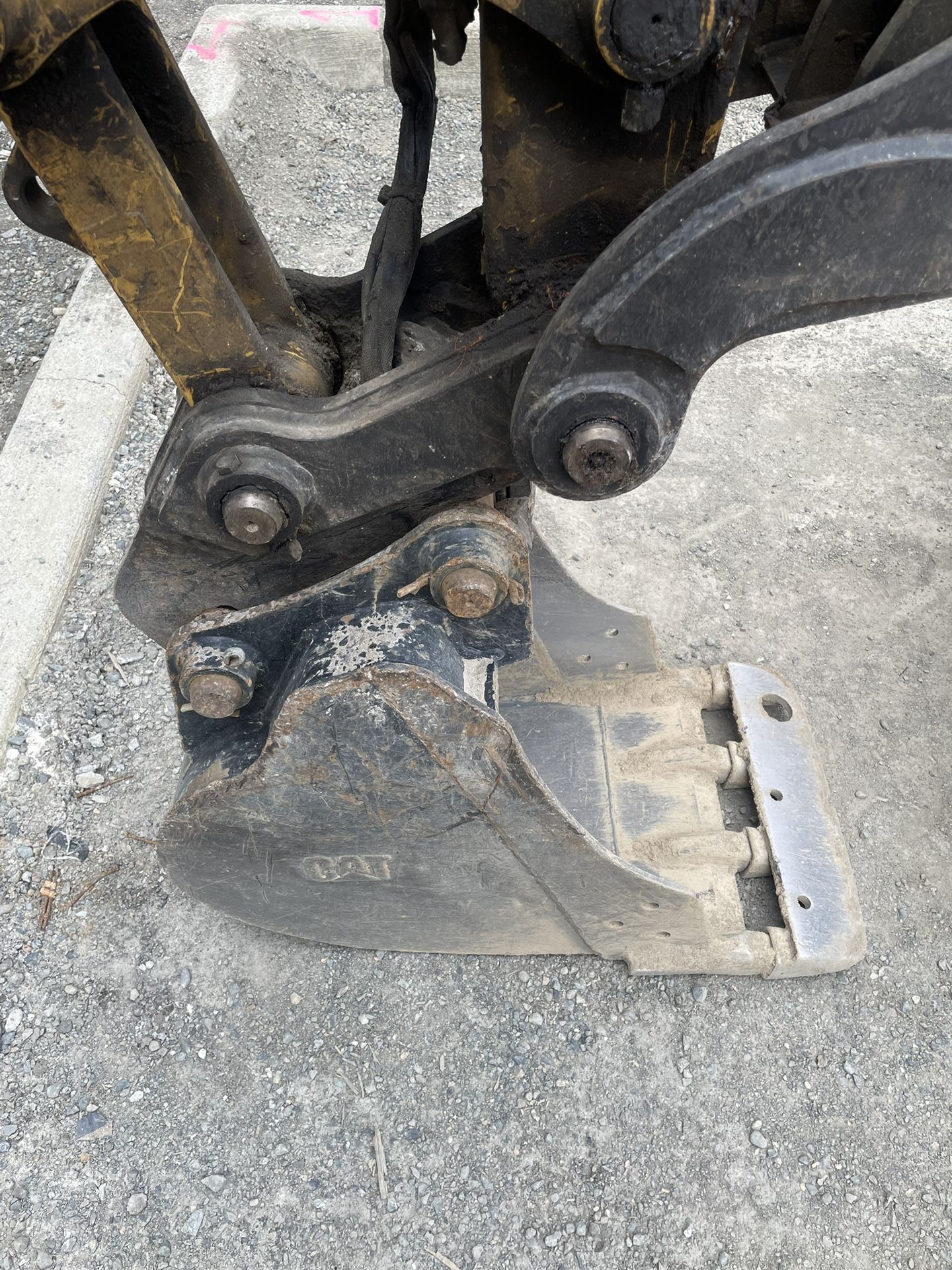 Cat 305.5 Min Excavator Attachments