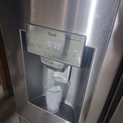 LG French doors stainless steel...works Well.. ready tested 