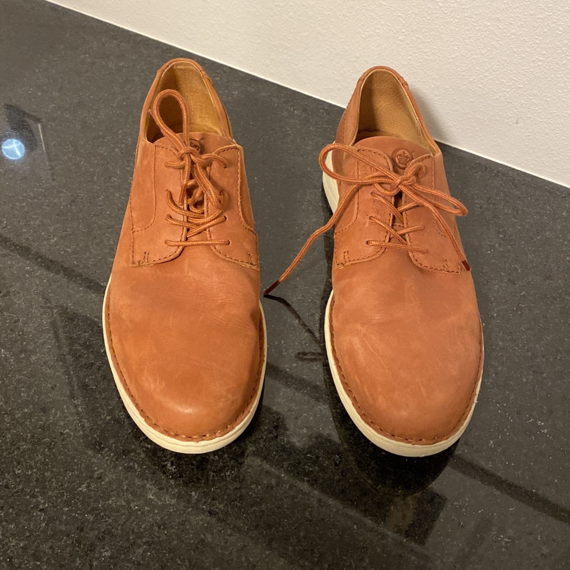 Men’s Shoe Size 13 - Born