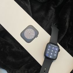 41mm Series 8 Apple Watch 