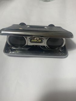 Collectible distant-view mirror, in good condition, asking $25.