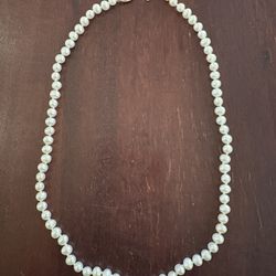 Pearl Necklace 14 K Gold 18 Inch 