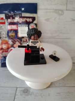 LEGO Marvel minifigures character ( Monica Rambeau)