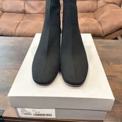 The Glove Boot (Everlane)
