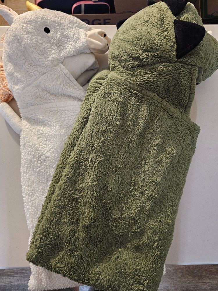 Hooded Kid Blanket