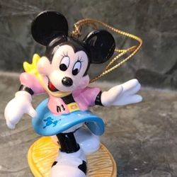 Vintage Disney Minnie Mouse Ceramic Figurine Poodle Skirt 50s   Schmid/Christmas