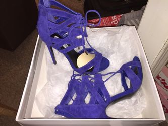 Maidens never been worn heels