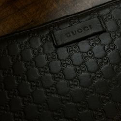 gucci wallet 