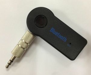 Wireless Bluetooth car kit handsfree talk auxiliary Music Receiver