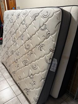 Queen mattress