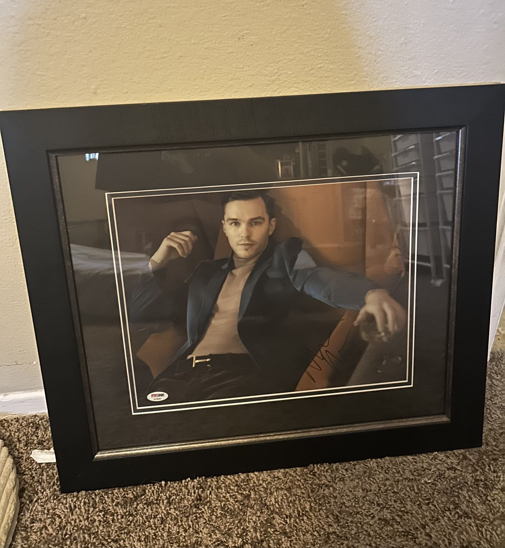 Nicholas Hoult Autograph