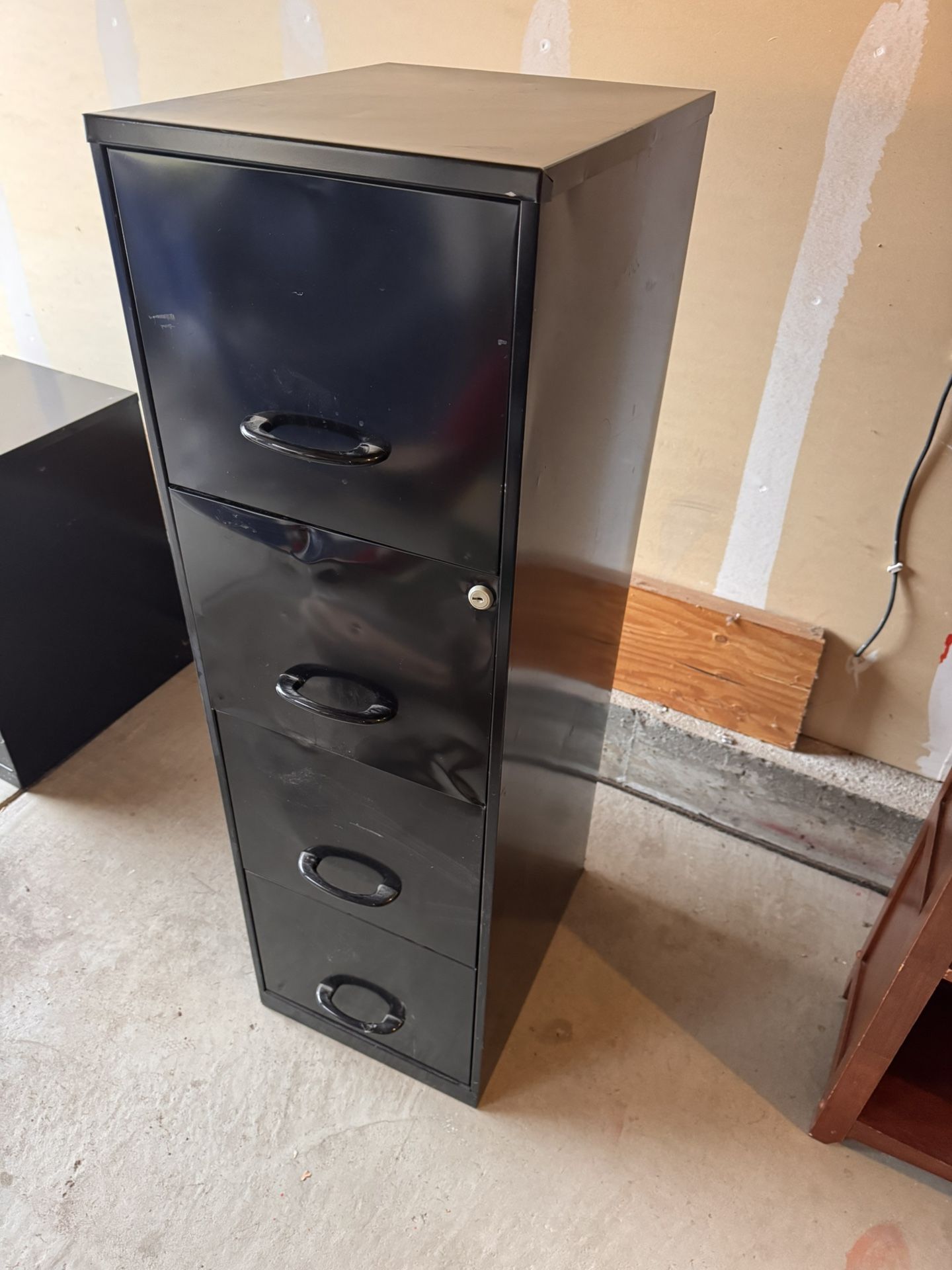 Black Metal Filing Cabinet (4-Drawer)