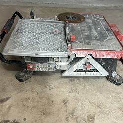 Porter Cable Table Saw With Extra Blade. 