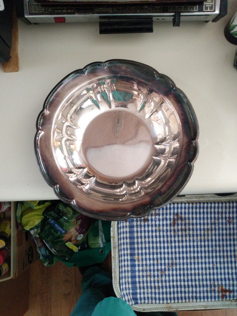 10" Fisher Silver Company Bowl