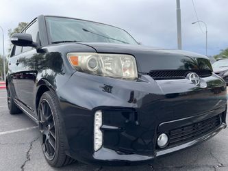2013 Toyota Scion xB