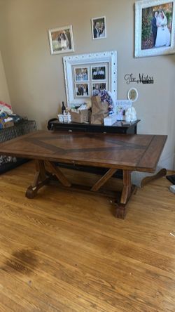 Dinning Room Table